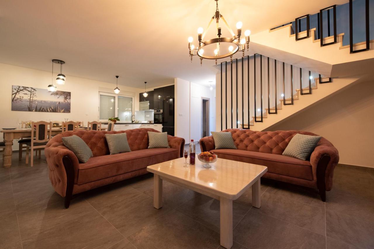 Villa Fidelissima *